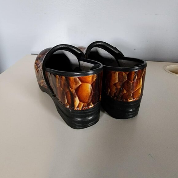 EUC Dansco Patent Clogs in Tortoise Shell Colors - Picture 5 of 8